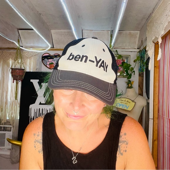 Ben-YAY Black and White Trucker Hat - Picture 1 of 8
